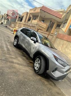 تۆیۆتا ڕاڤ 4